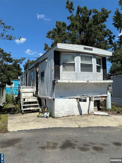 Photo of 3 W 5th ST, Moonachie, NJ 07074 (MLS # 26032318)