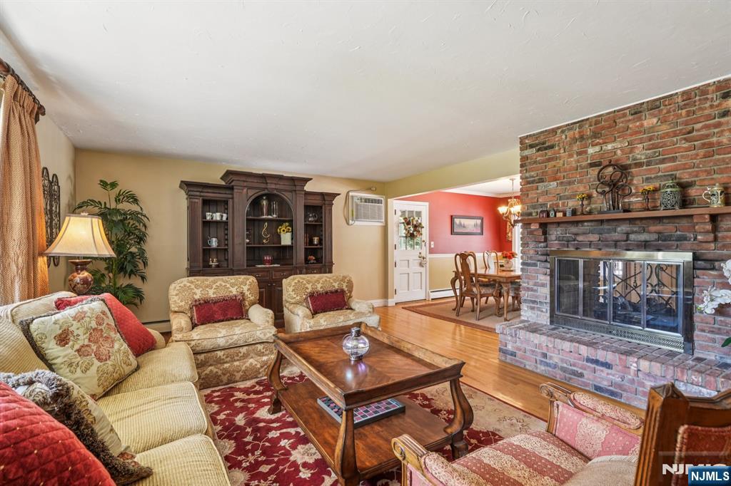 16 Highland Terrace