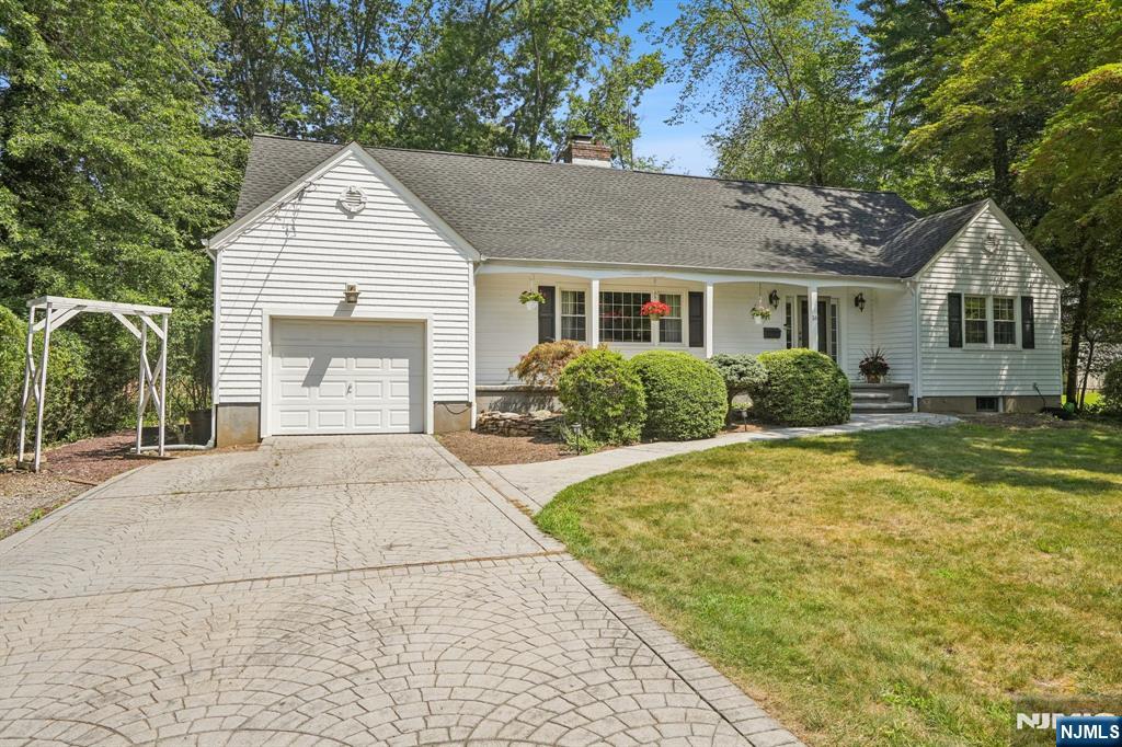 16 Highland Terrace