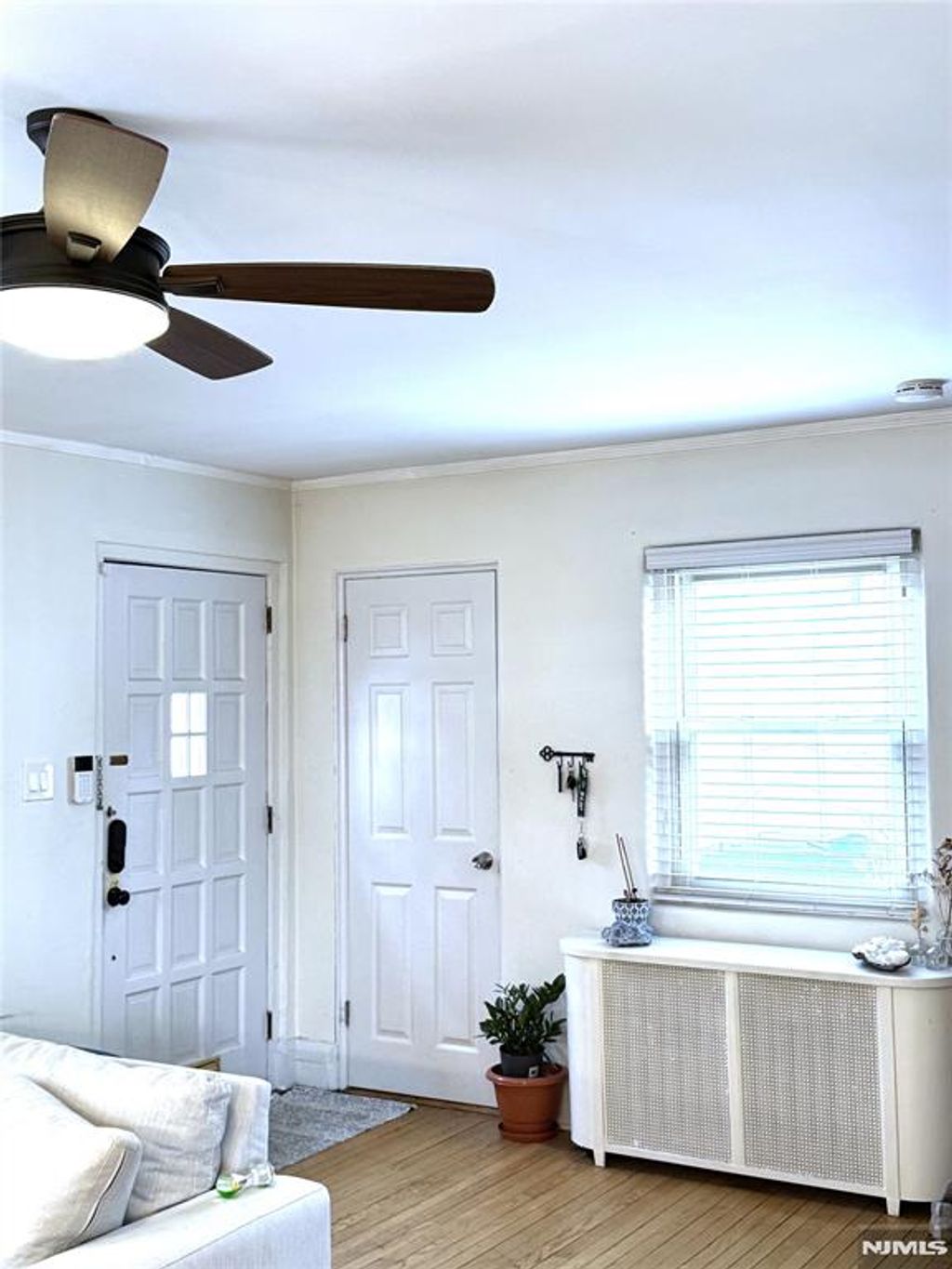 Photo of 32 Martin Terrace, Hackensack, NJ 07601 (MLS # 26006737)