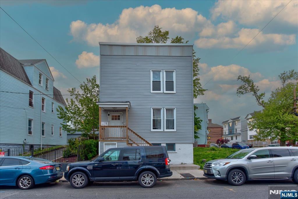 Property for Sale at 229 21st Street, Irvington, New Jersey - Bedrooms: 6 
Bathrooms: 2 
Rooms: 12  - $549,000