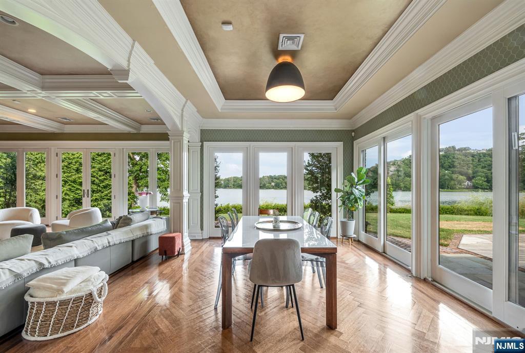 311 Algonquin Road