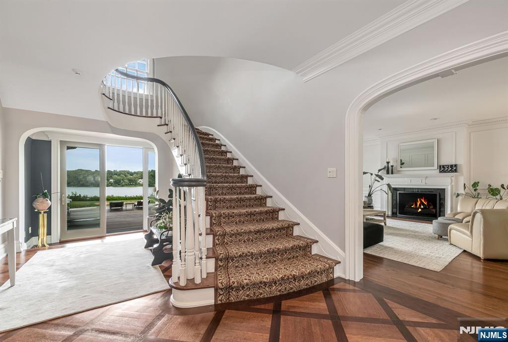 311 Algonquin Road