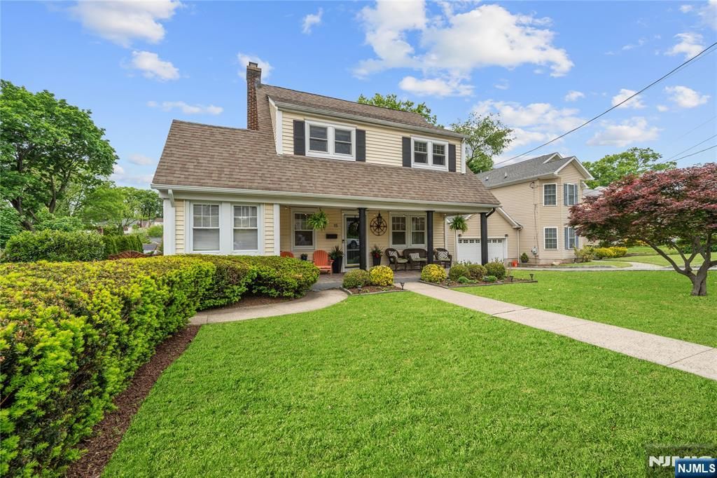 Photo of 15 Valley Road, Nutley, NJ 07110 (MLS # 26017339)