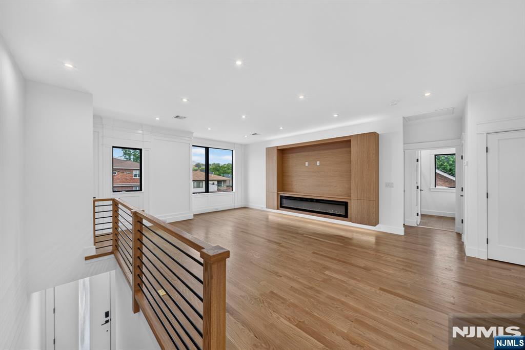122 Edsall Avenue