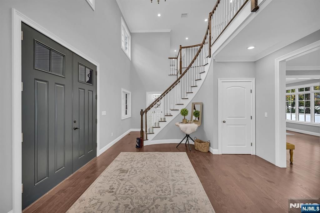 Photo of 466 White Oak Ridge Road, Millburn, NJ 07078 (MLS # 25036067)