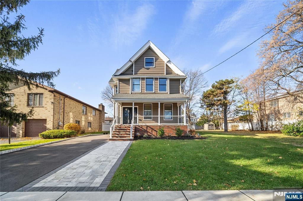 Photo of 475 Morse Avenue, Ridgefield, NJ 07657 (MLS # 25042007)