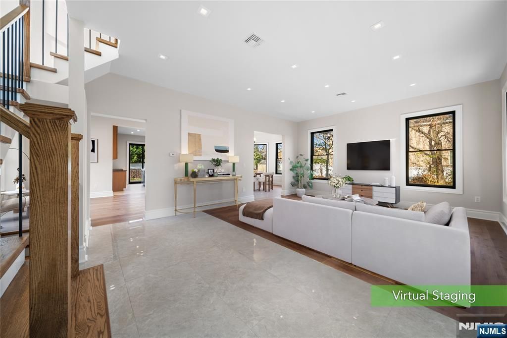 Photo of 475 Morse Avenue, Ridgefield, NJ 07657 (MLS # 25042007)