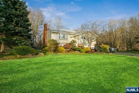 Photo of 165 Grant Ave, Cresskill, NJ 07626 (MLS # 26032565)