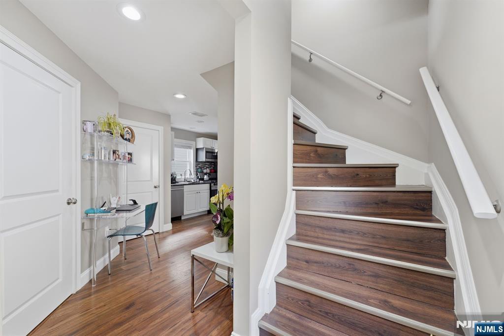 32 Willard Street