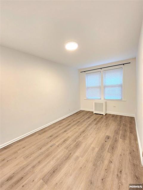 Photo of 218 Broad Ave #2F, Leonia, NJ 07605 (MLS # 25041837)