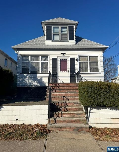 Photo of 141 Orchard St #2nd Floor, Elmwood Park, NJ 07407 (MLS # 26012390)