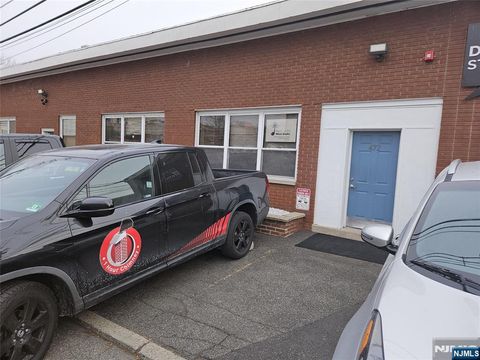 400 E Edsall Boulevard #2, # 5 Palisades Park NJ 07650