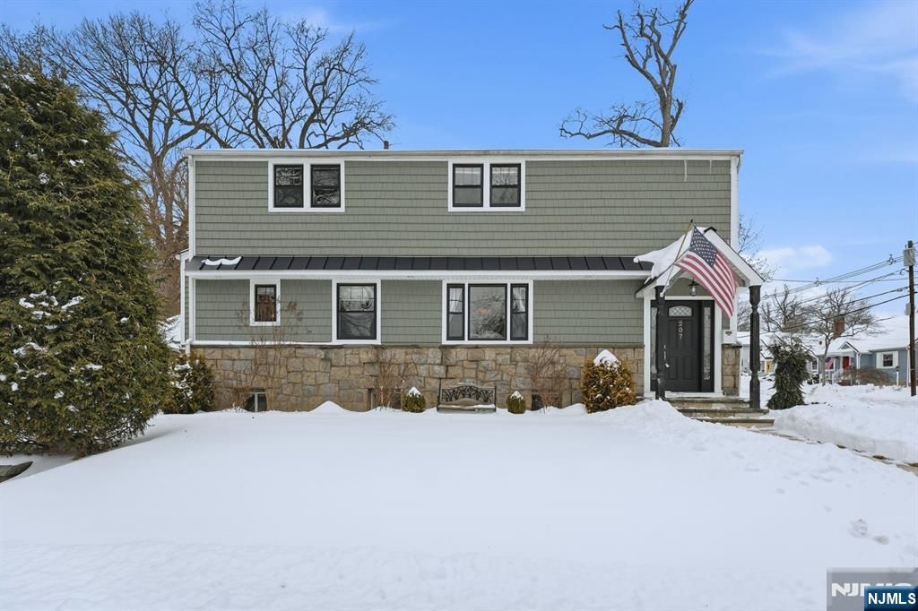 Photo of 207 Elm Avenue, Hackensack, NJ 07601 (MLS # 26002216)