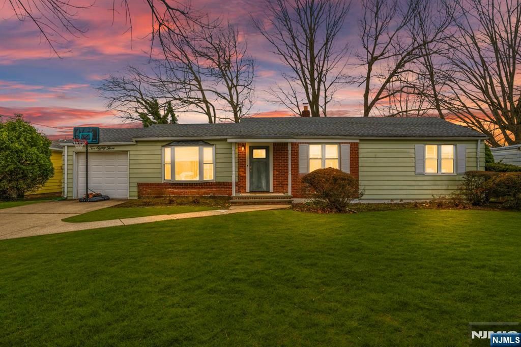 Photo of 283 Taft Road, River Edge, NJ 07661 (MLS # 26011405)