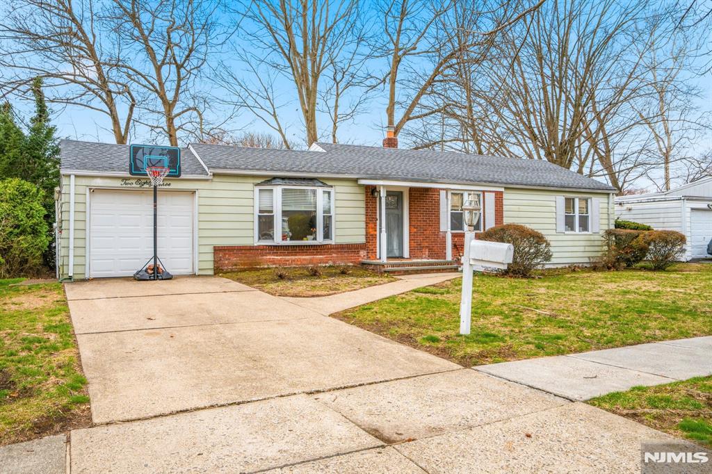 Homes for Sale in Northern NJ | ThisIsRiverEdge.com 283 Taft Road