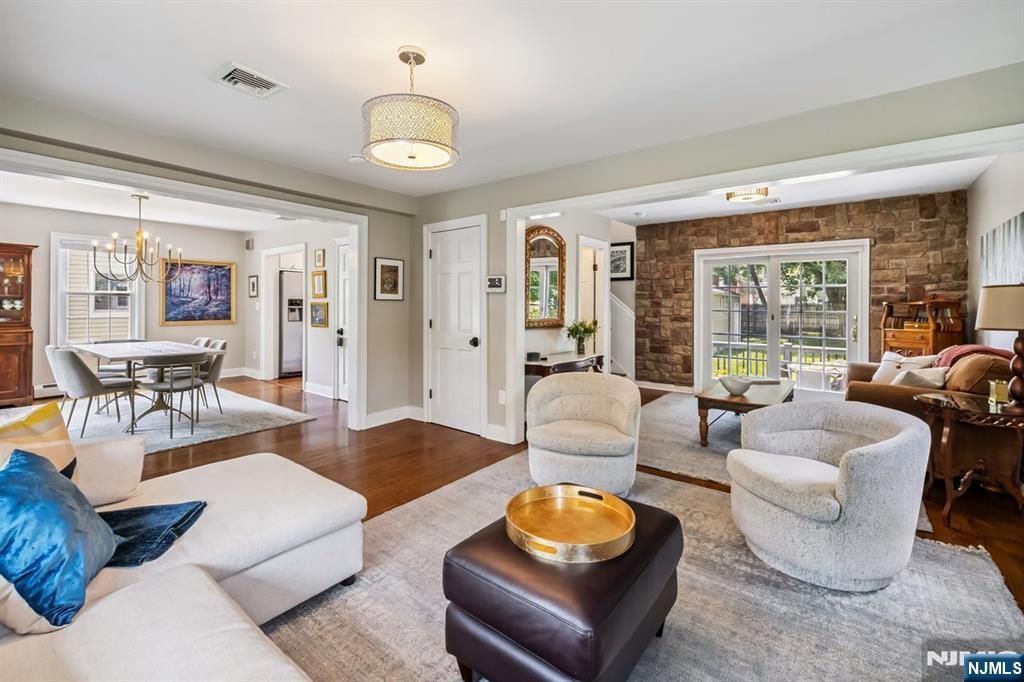 562 Barnett Place