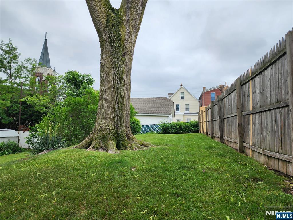 Property for Sale at 105 Summit Avenue, Garfield, New Jersey - Bedrooms: 3 
Bathrooms: 2 
Rooms: 7  - $450,000