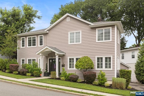 Photo of 70 Cecelia Avenue, Cliffside Park, NJ 07010 (MLS # 26036473)