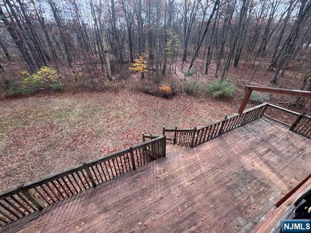 Photo of 543 Oak Ridge Road, West Milford, NJ 07438 (MLS # 25039914)