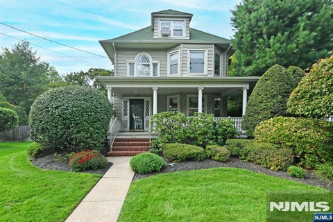 Photo of 148 2nd Avenue, Westwood, NJ 07675 (MLS # 26039034)