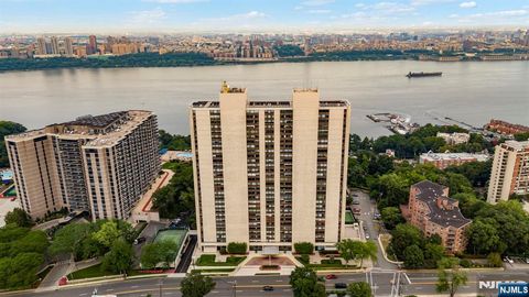 1500 Palisade Avenue 28F Fort Lee NJ 07024
