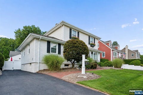Photo of 79 Bergen Avenue, Waldwick, NJ 07463 (MLS # 26033293)