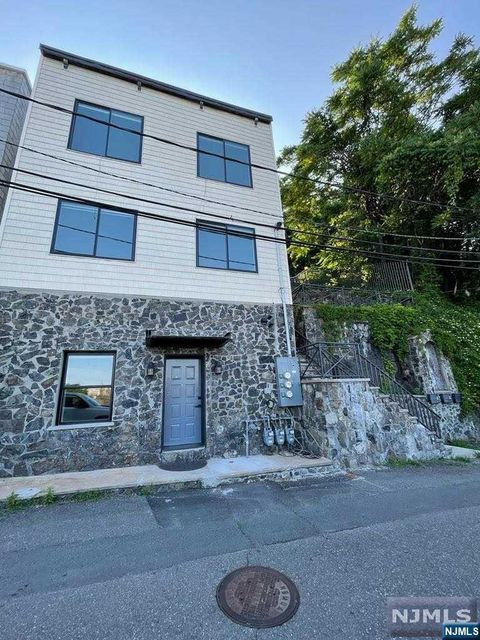 Photo of 9009 Riverside Pl #Unit 3, North Bergen, NJ 07047 (MLS # 23021030)