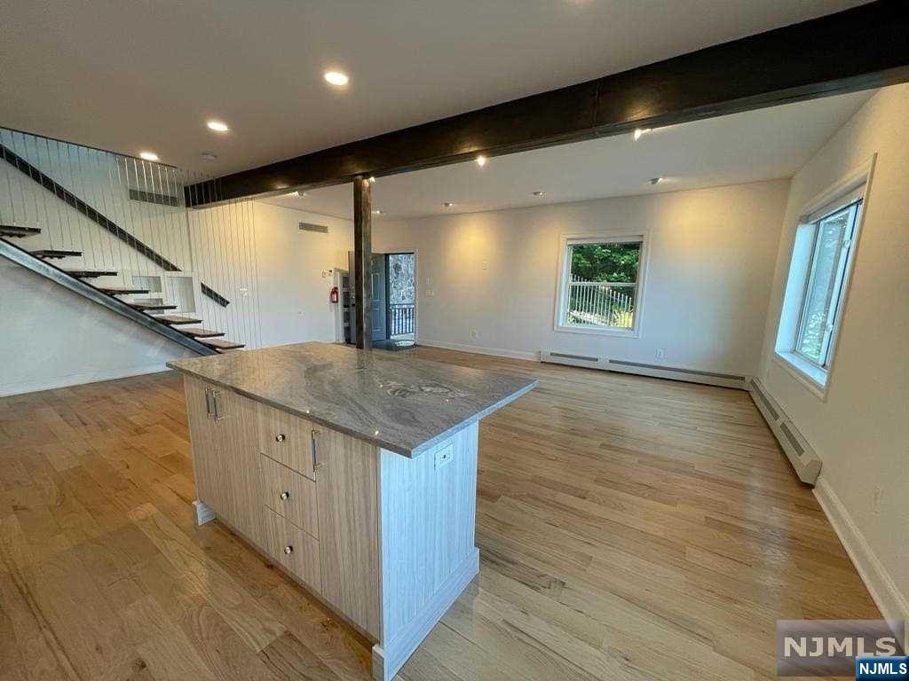 9009 Riverside Place Unit 3