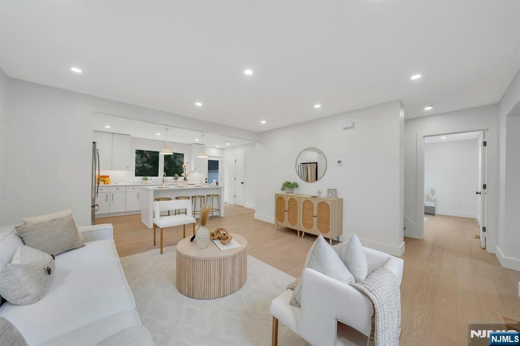 681 Maple Avenue