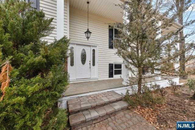 373 Saddle River Road