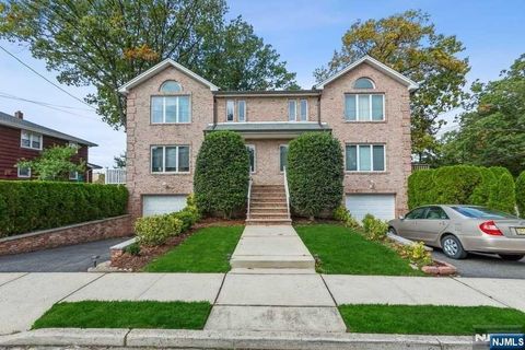 Photo of 1435 14th Street, Fort Lee, NJ 07024 (MLS # 26014849)