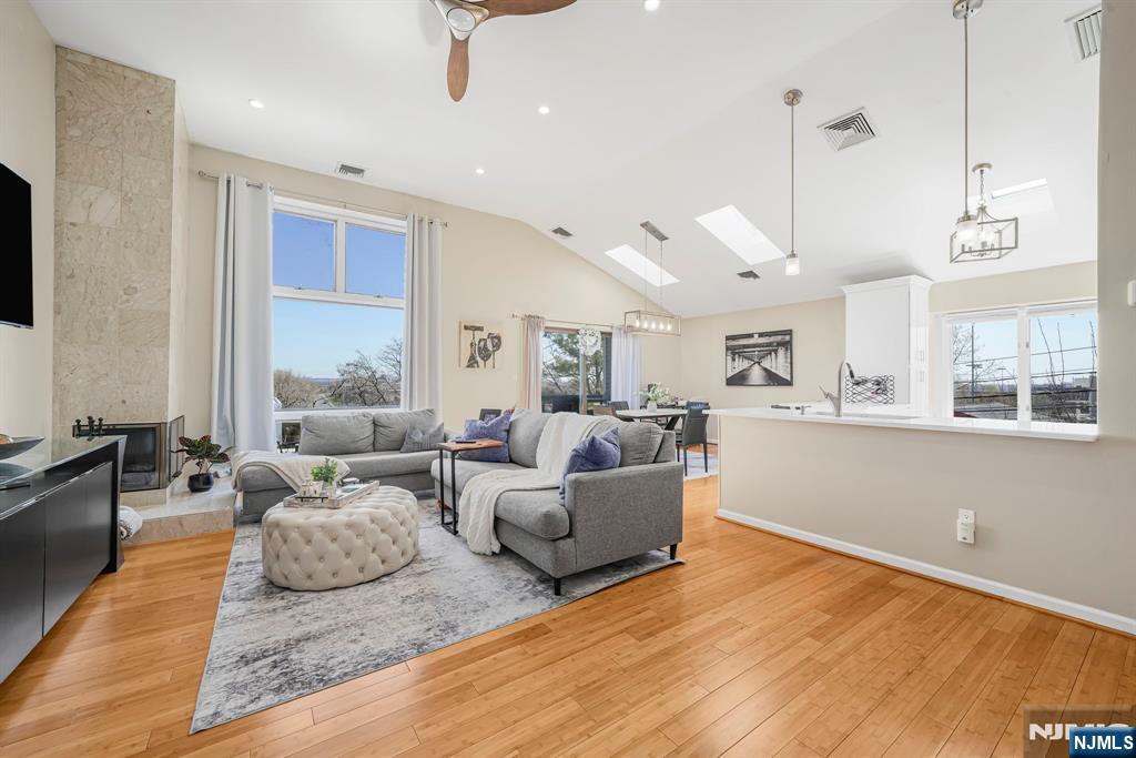 855 Valley Brook Avenue 1B