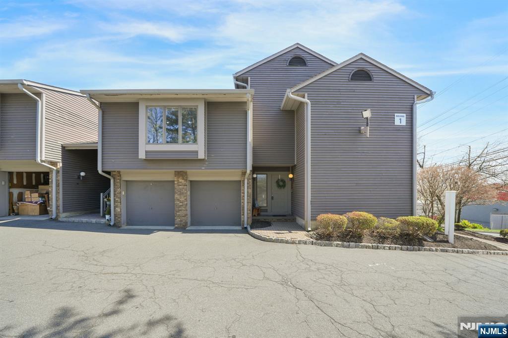 855 Valley Brook Avenue 1B