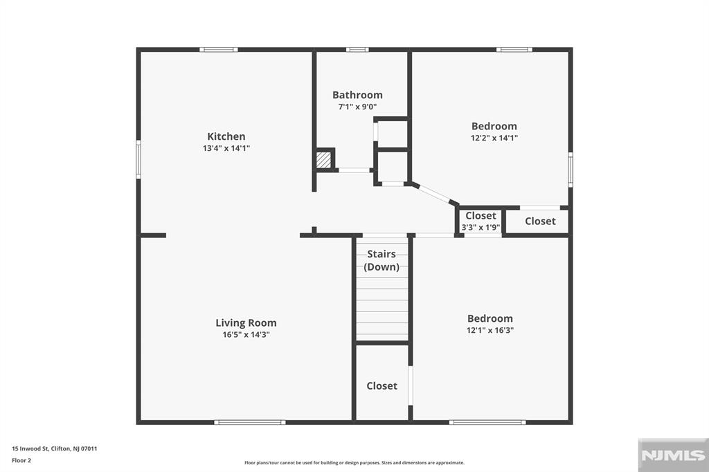 Main image without alt text