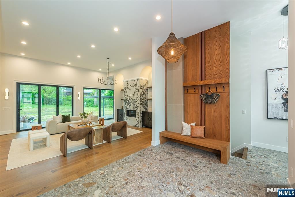 98 Haddenfield Road