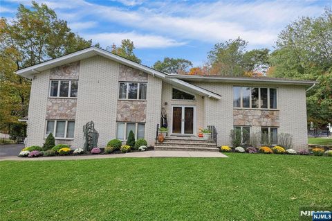 9 Keiller Court North Haledon NJ 07508