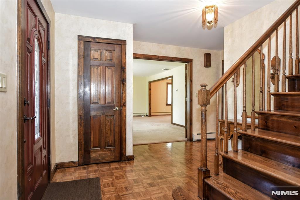 16 Weeden Drive