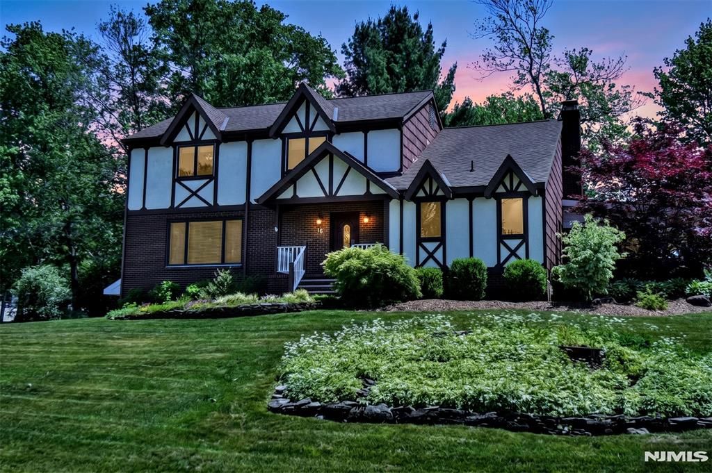 Photo of 16 Weeden Drive, West Milford, NJ 07480 (MLS # 26021757)
