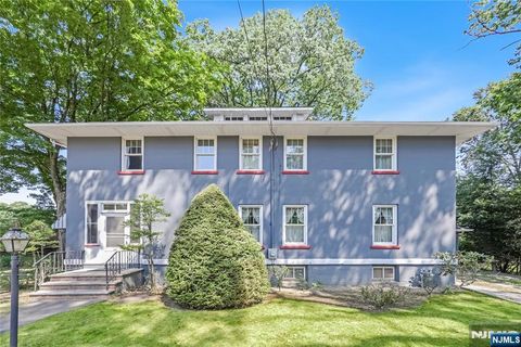 288 Washington Avenue Hillsdale NJ 07642