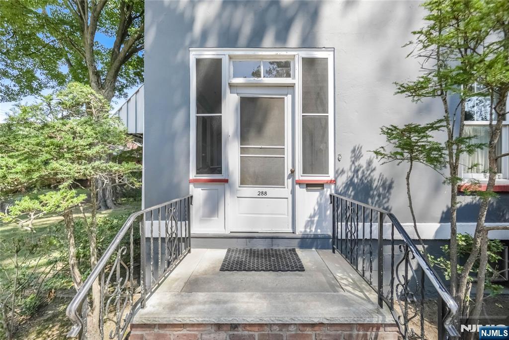 288 Washington Avenue