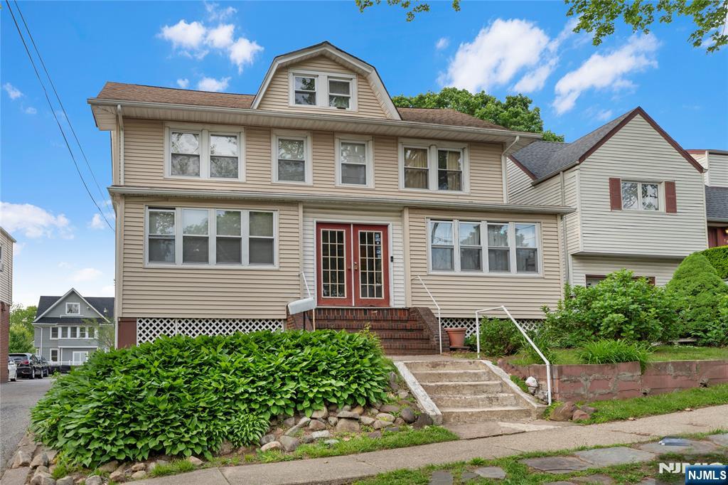 109 Homestead Place