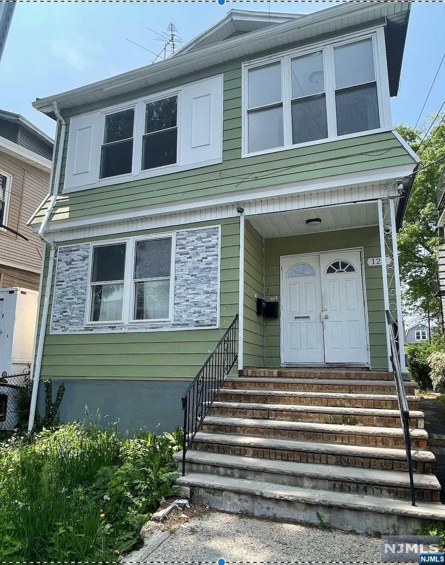 Recently renovated (2020). Multi-Family in Newark, boast 7 Bedrooms, 3 Full Baths. First floor consists of 3 bedrooms, 1 bath, living room, separate dining room with modern open kitchen with stainless steel appliances.Second floor has 4 bedrooms, 2 full baths, small office, living room, dining room and nice size kitchen. . Property is being sold AS IS. Inspections will be for informational purposes only. This property offers easy access to schools, parks, shopping, dining & public transportation. It's a good opportunity for investors or those seeking a income producing property. Showing will begin on 2/15/24