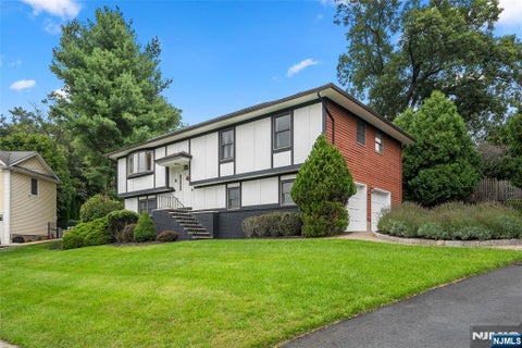 Photo of 141 Hiawatha Boulevard, Oakland, NJ 07436 (MLS # 26034861)