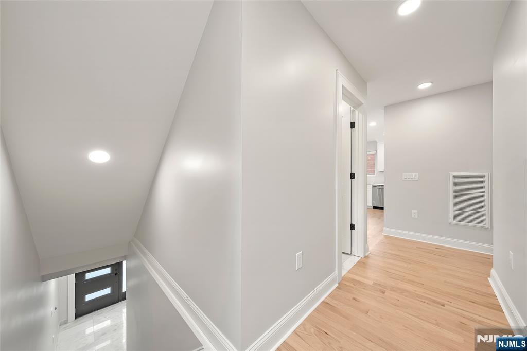 1000 Elm Avenue 1FL