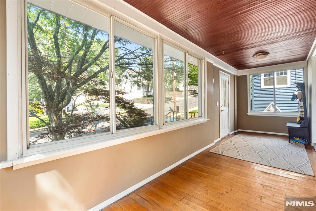 42 Oakwood Avenue