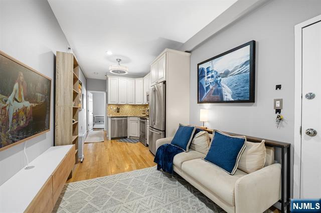 403 Monroe Street 3L