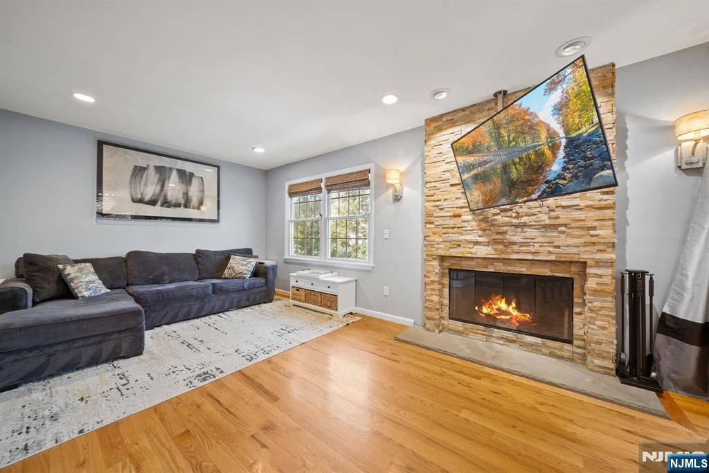 Photo of 41 Ramsey Avenue, Ramsey, NJ 07446 (MLS # 26006514)