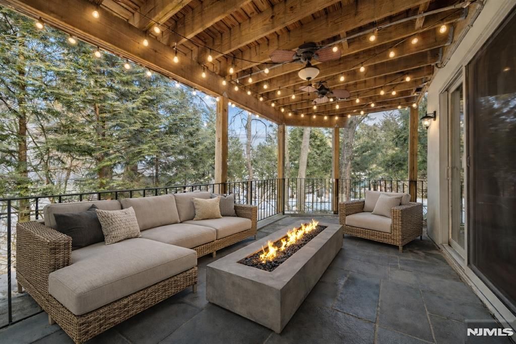 Photo of 41 Ramsey Avenue, Ramsey, NJ 07446 (MLS # 26006514)