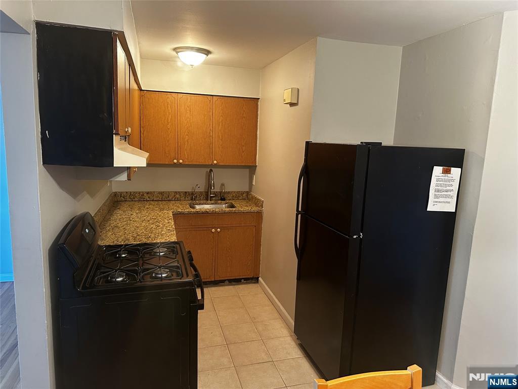 50 Main Street 2B